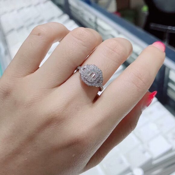 💥Crystal Shiny Large Oval Macro Pave Wedding Romantic Ring for Women, K872 - Picture 4 of 10